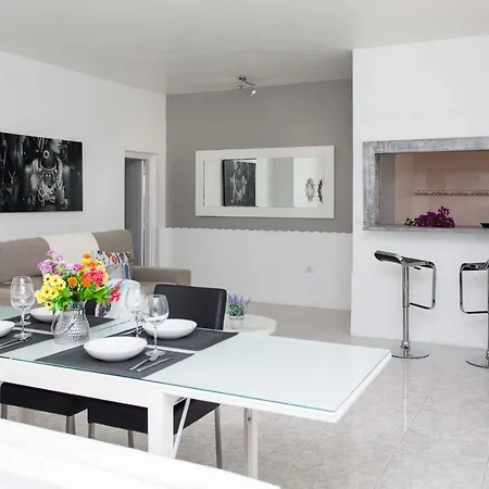 Casa Aries By Vacanzy Collection * Corralejo